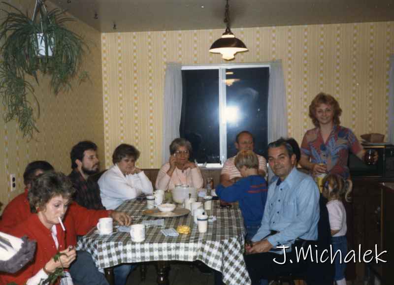 img833.jpg