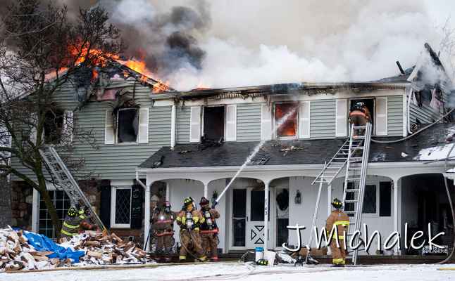 02012013_NEWS_SalemFire_DJB_0054-thumb-646x400-133577.jpg - A structure fire at 8143 Stonegate in Salem Township on Friday, Feb. 1. Daniel Brenner I AnnArbor.com
