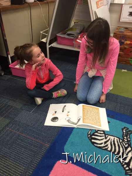 2018_0214_LizReadingToKindergardner.jpg